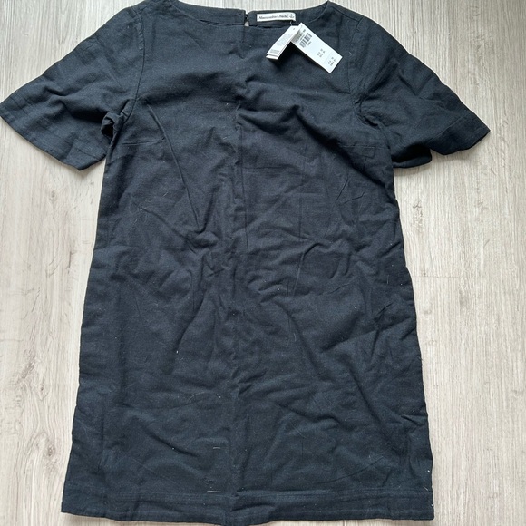 Abercrombie & Fitch Linen-Blend Tshirt Dress - Picture 2 of 3